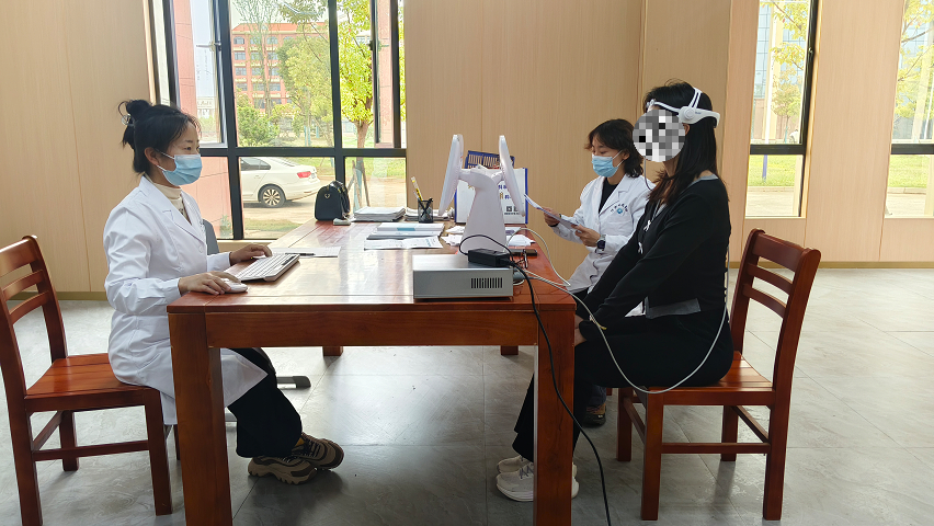 ҽ��ͬ�Ļ����� ����ͬ��ůУ԰